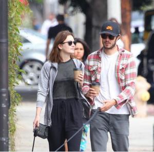 橘子郡绯闻: Leighton Meester和Adam Brody秘密成婚 橘子郡绯闻: Leighton Meester和Adam Brody秘密成婚