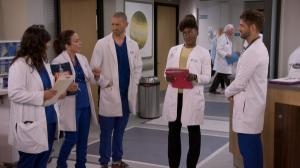 10月17日收视率报告 《逍遥法外》收视新低 《转职卡罗尔》及《邪恶》回升